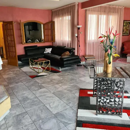Holiday home Le De Massiac