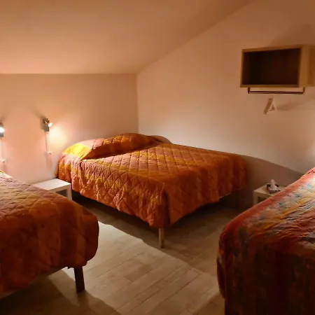 Holiday home Le De *