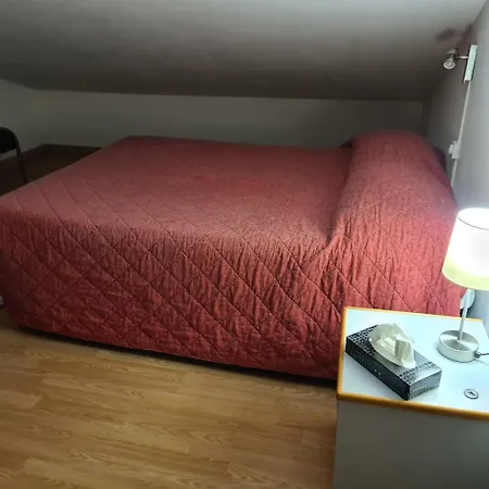 Le De Holiday home Massiac